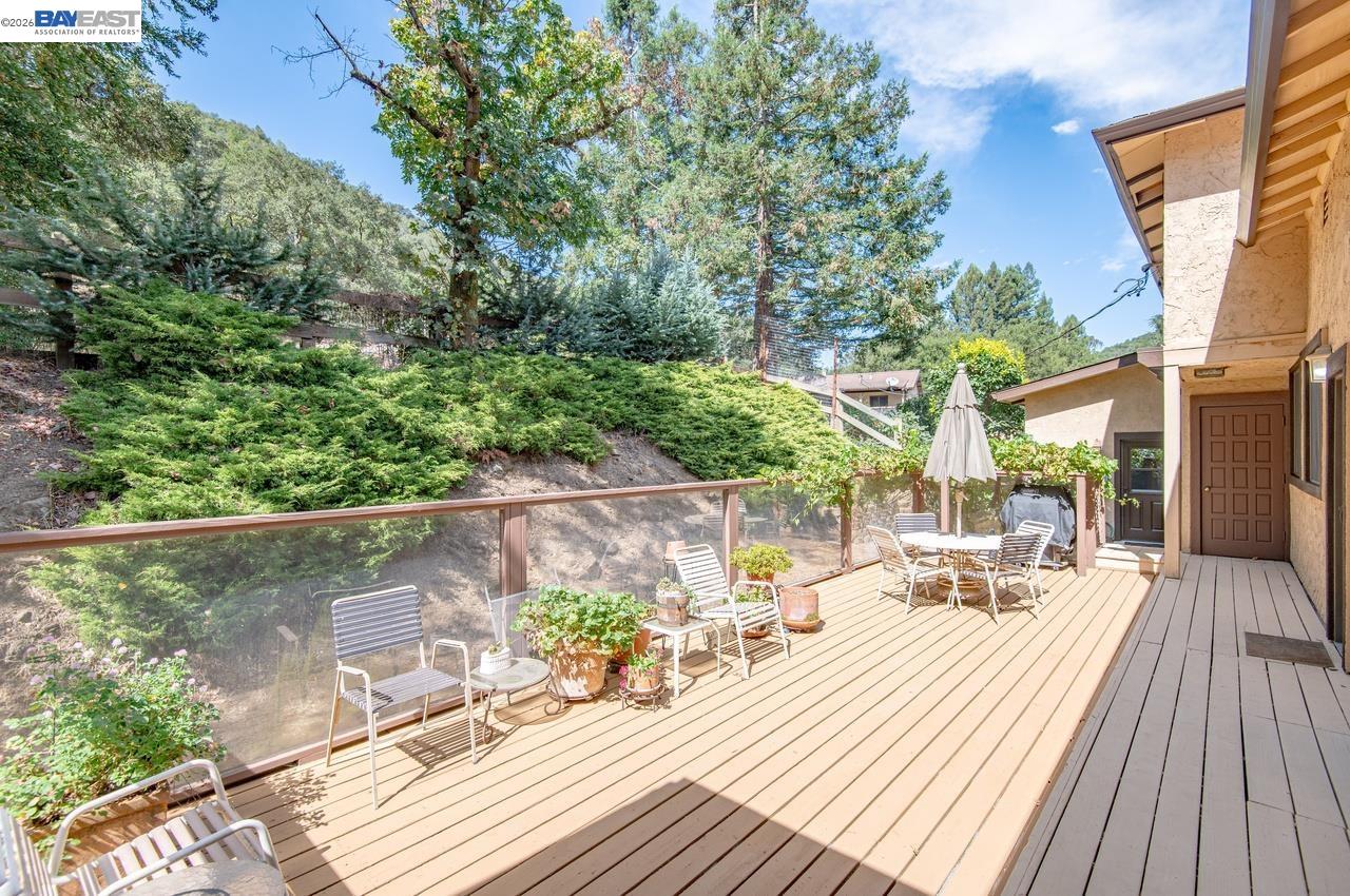 35575 Palomares Road Castro Valley, CA 94552 - Photo 44 of 85 Gallery Image 44