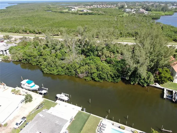 $6,750,000 | 10005 Manatee Avenue West, Bradenton, FL 34209