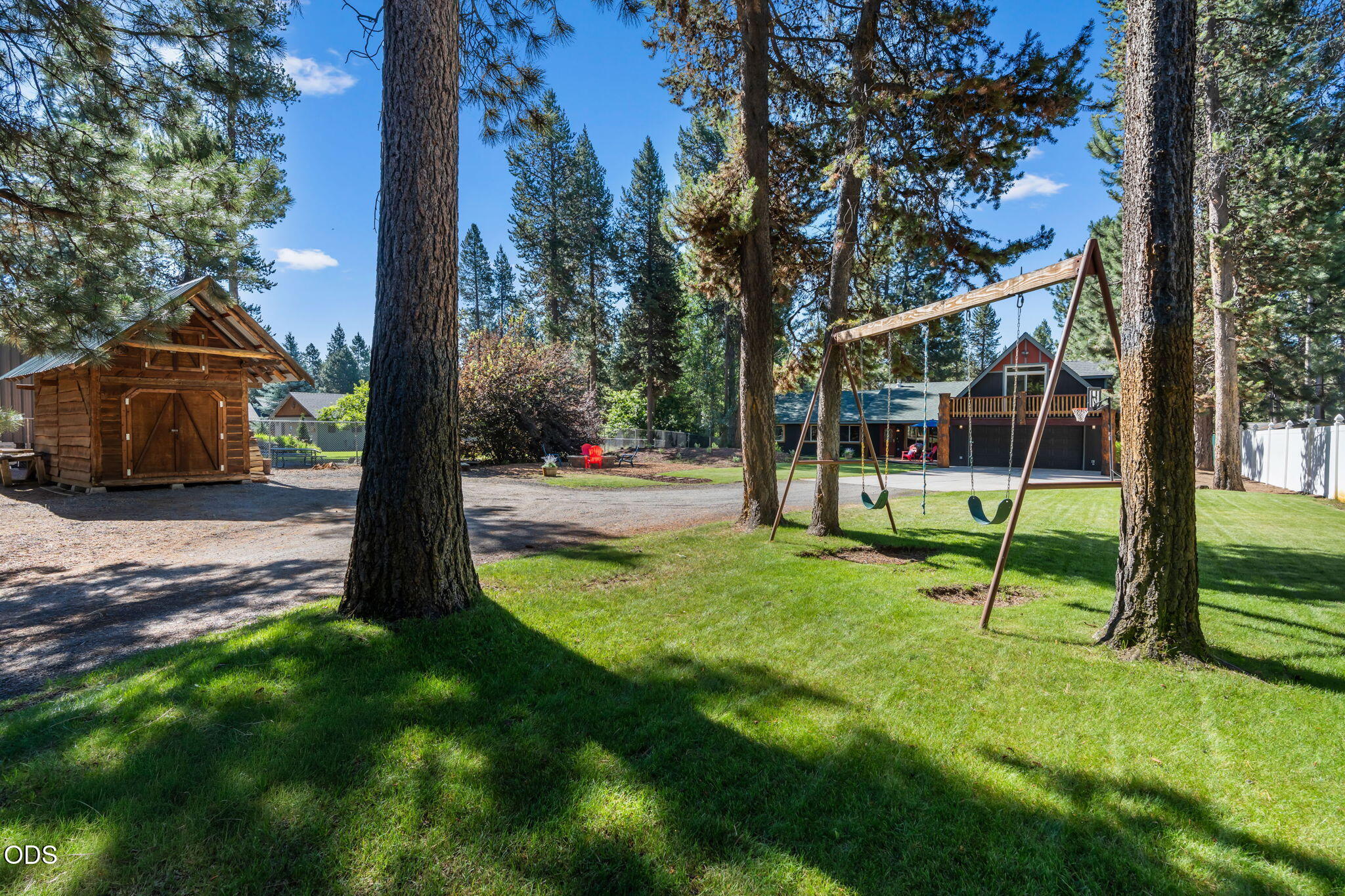 17065 Oxnard Road Bend, OR 97707 - Photo 20 of 49
