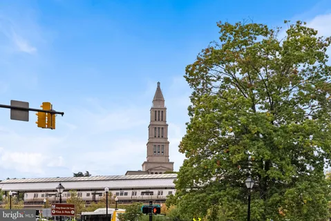 $450,000 | 309 Holland Lane, Unit 330, Alexandria, VA 22314