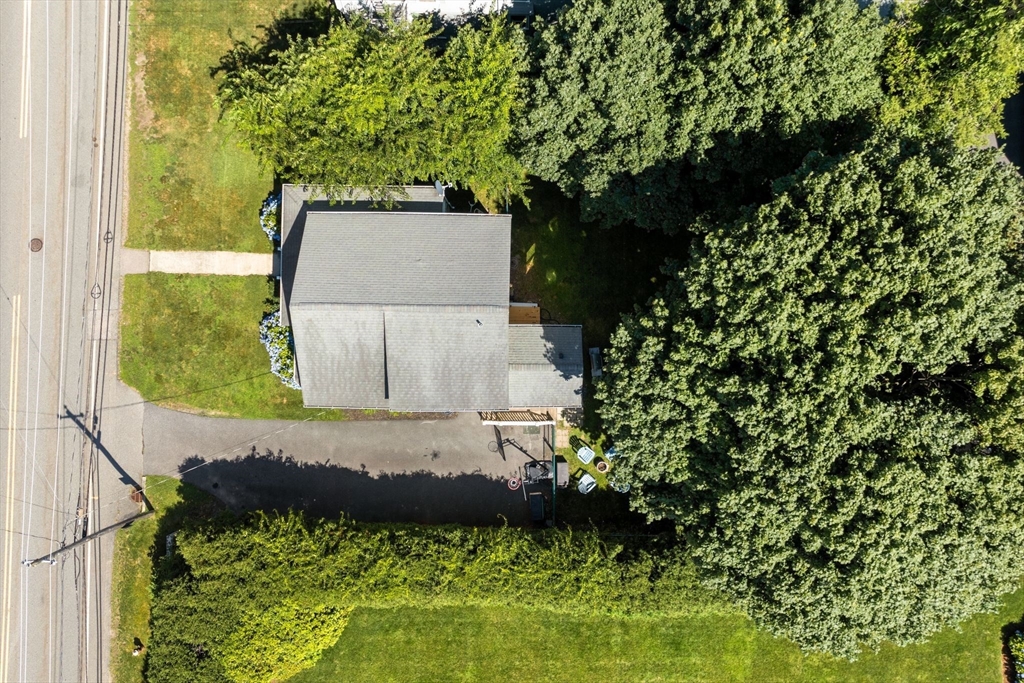 109 Read Street Somerset, MA 02726 - Photo 4 of 42
