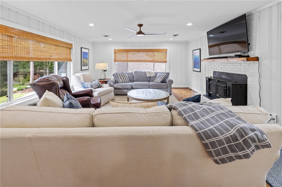 121 Poole Lane Clemson, SC 29631 - Photo 13 of 35