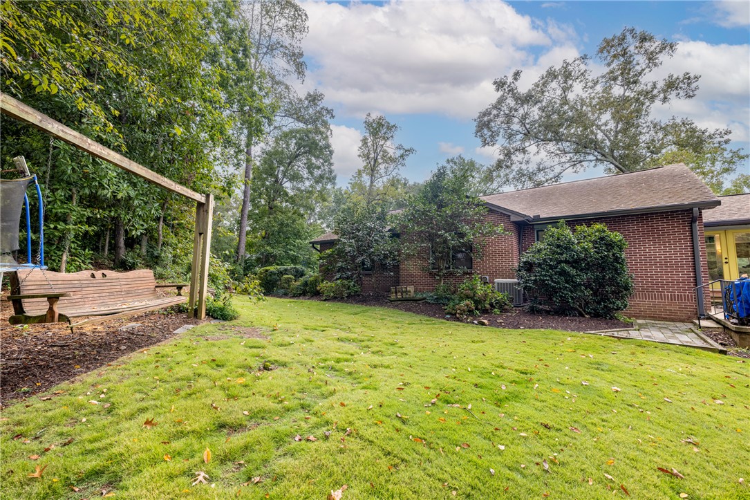 121 Poole Lane Clemson, SC 29631 - Photo 28 of 35