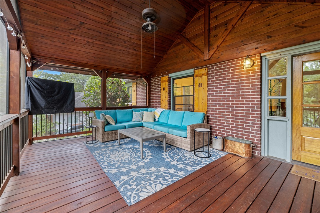 121 Poole Lane Clemson, SC 29631 - Photo 3 of 35