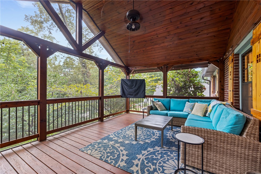 121 Poole Lane Clemson, SC 29631 - Photo 4 of 35