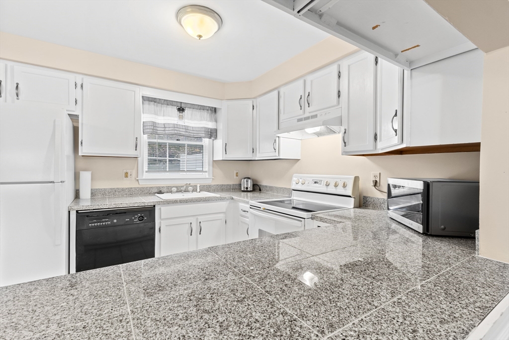 13 Pullard Road, Unit 2 Grafton, MA 01519 - Photo 12 of 29 Gallery Image 12