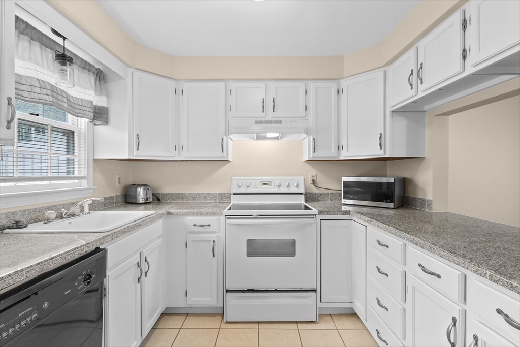 13 Pullard Road, Unit 2 Grafton, MA 01519 - Photo 10 of 29 Gallery Image 10