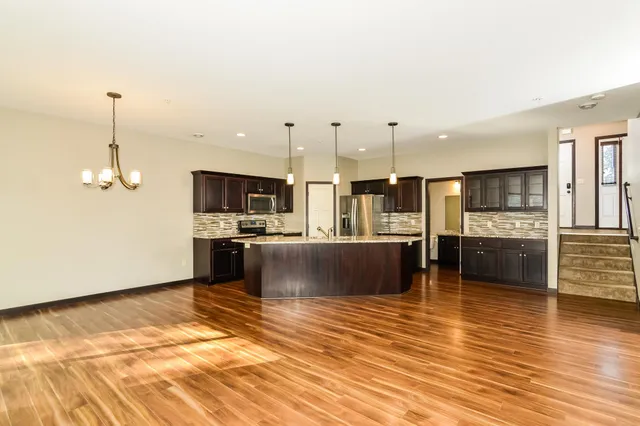 $335,000 | 2574 County Rd H2, Mounds View, MN 55112