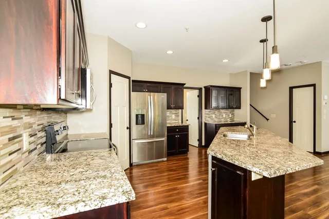 $335,000 | 2574 County Rd H2, Mounds View, MN 55112