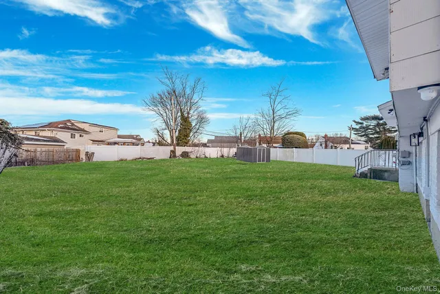 $769,000 | 59 Ford Drive West, Massapequa, NY 11758