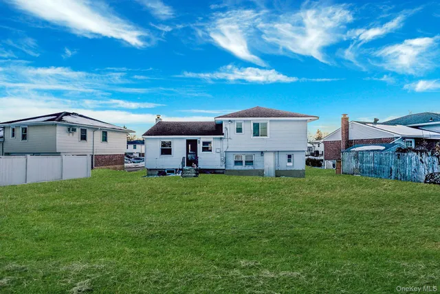 $769,000 | 59 Ford Drive West, Massapequa, NY 11758