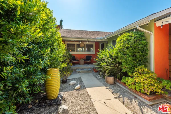 $6,500 | 4643 Nagle Avenue, Sherman Oaks, CA 91423