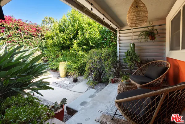 $6,500 | 4643 Nagle Avenue, Sherman Oaks, CA 91423