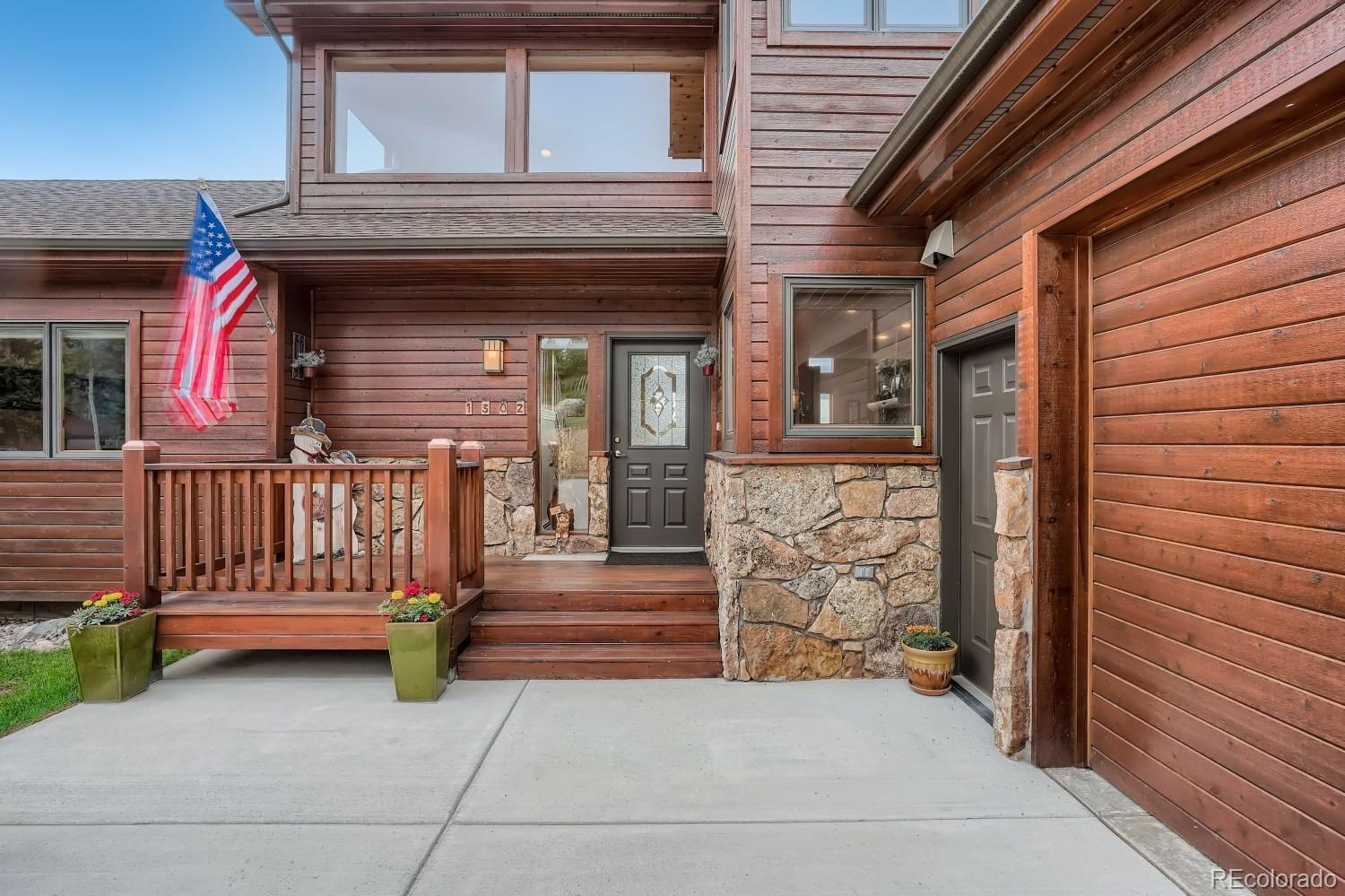 1302 Royal Ridge Drive Bailey, CO 80421 - Photo 4 of 40