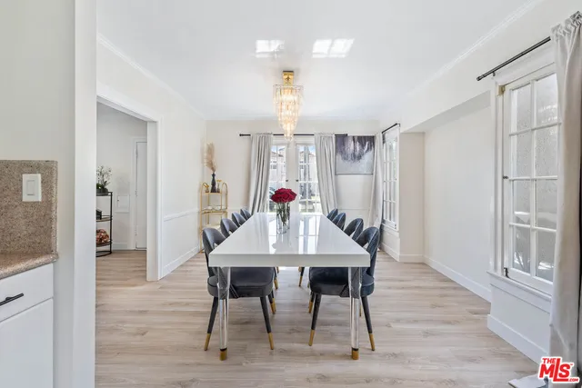 $2,595,000 | 140 North Carson Road, Beverly Hills, CA 90211