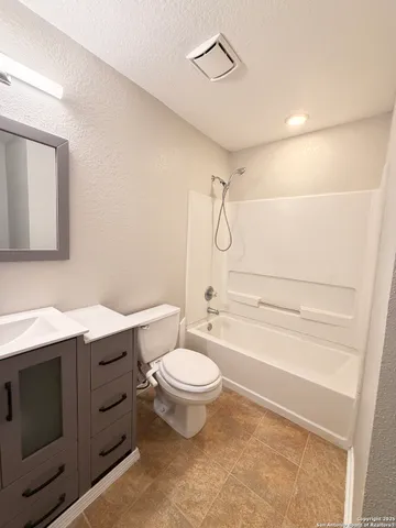 $1,595 | 112 Brahma Way, Cibolo, TX 78108