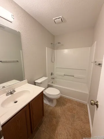 $1,595 | 112 Brahma Way, Cibolo, TX 78108