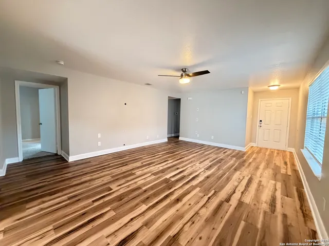 $1,595 | 112 Brahma Way, Cibolo, TX 78108