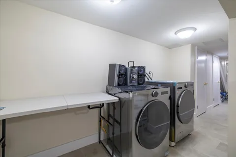 $879,000 | 146-14 Shore Avenue | Jamaica