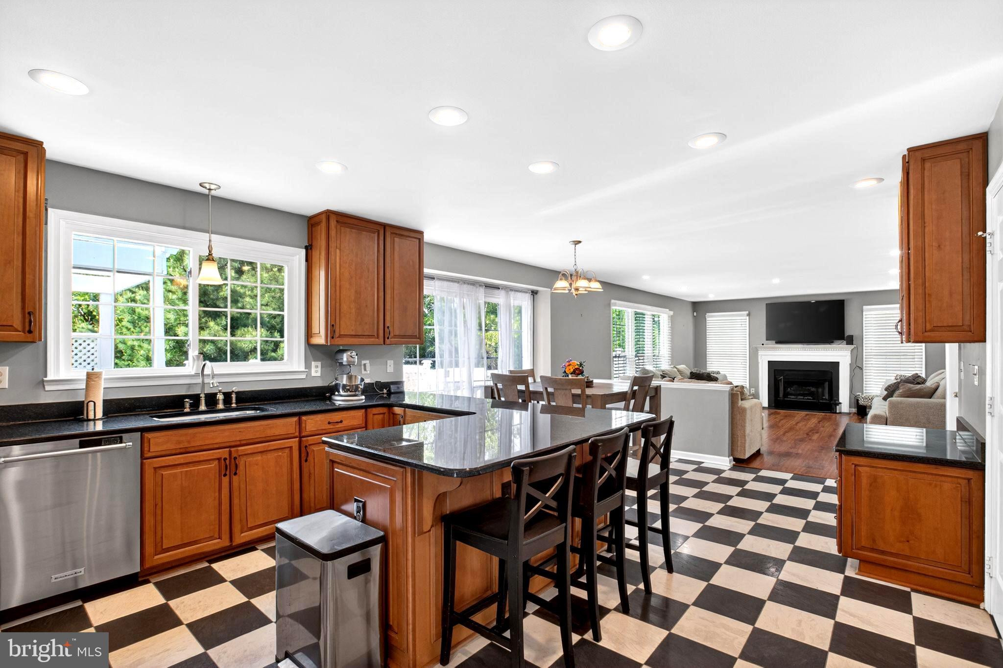8084 Station Road Manassas, VA 20111 - Photo 17 of 55 Matching Stainless Steel appliances