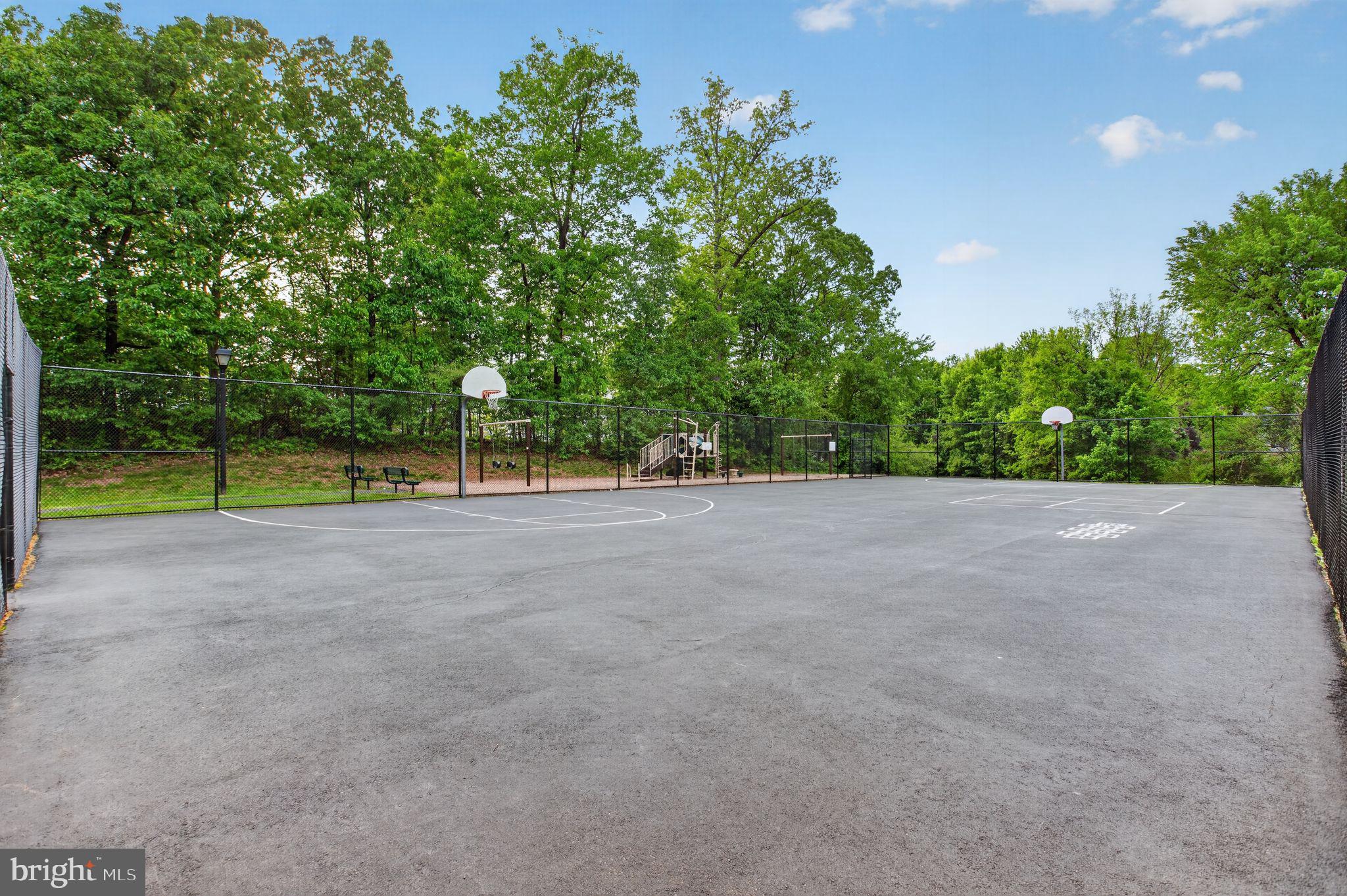 8084 Station Road Manassas, VA 20111 - Photo 49 of 55 Courts...