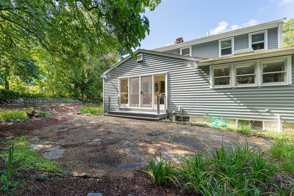 40 Oak Street Lexington, MA 02421 - Photo 35 of 37 Gallery Image 35