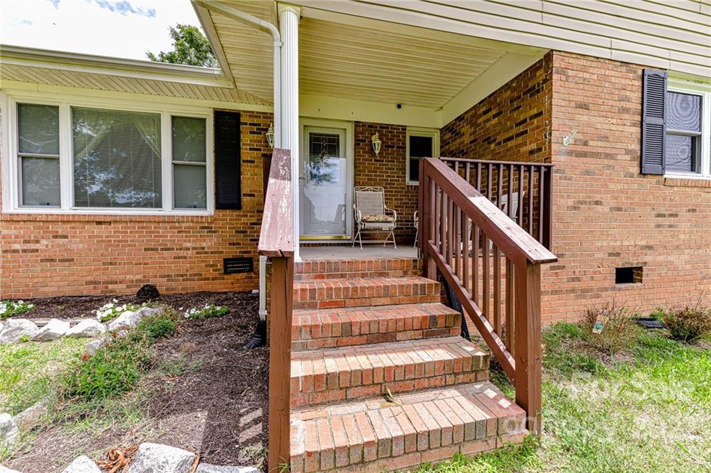 5209 Walt Gay Road Monroe, NC 28112 - Photo 3 of 28