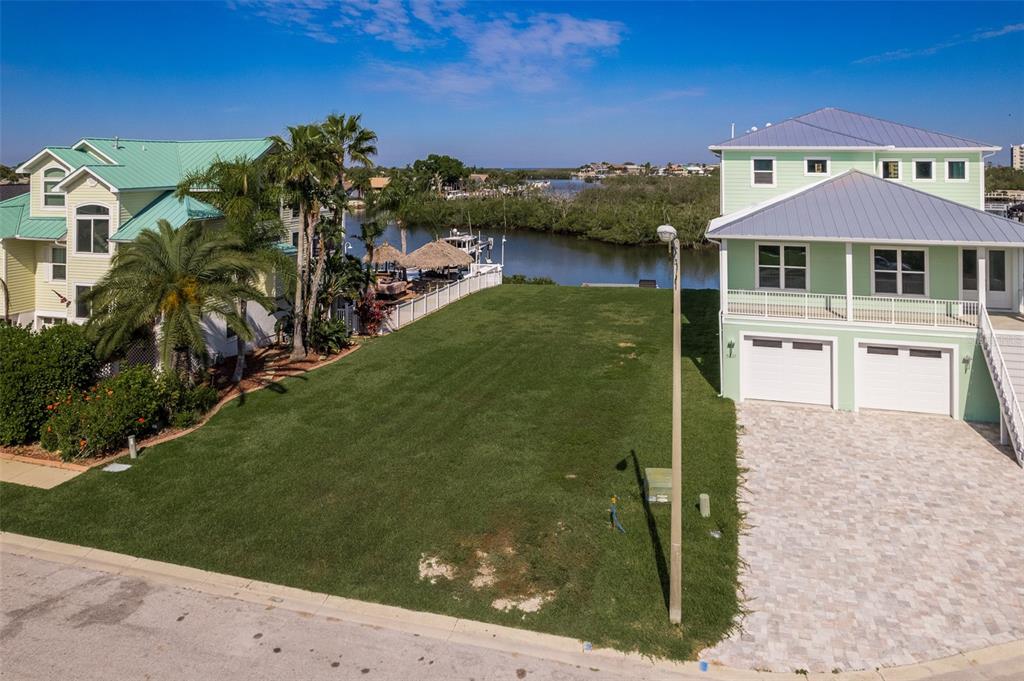 5627 Jobeth Drive New Port Richey, FL 34652 - Photo 10 of 24