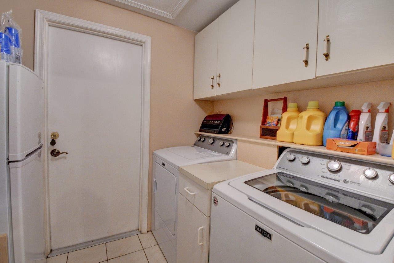101 Southwest 15th Avenue Boca Raton, FL 33486 - Photo 28 of 43 Laundry Room