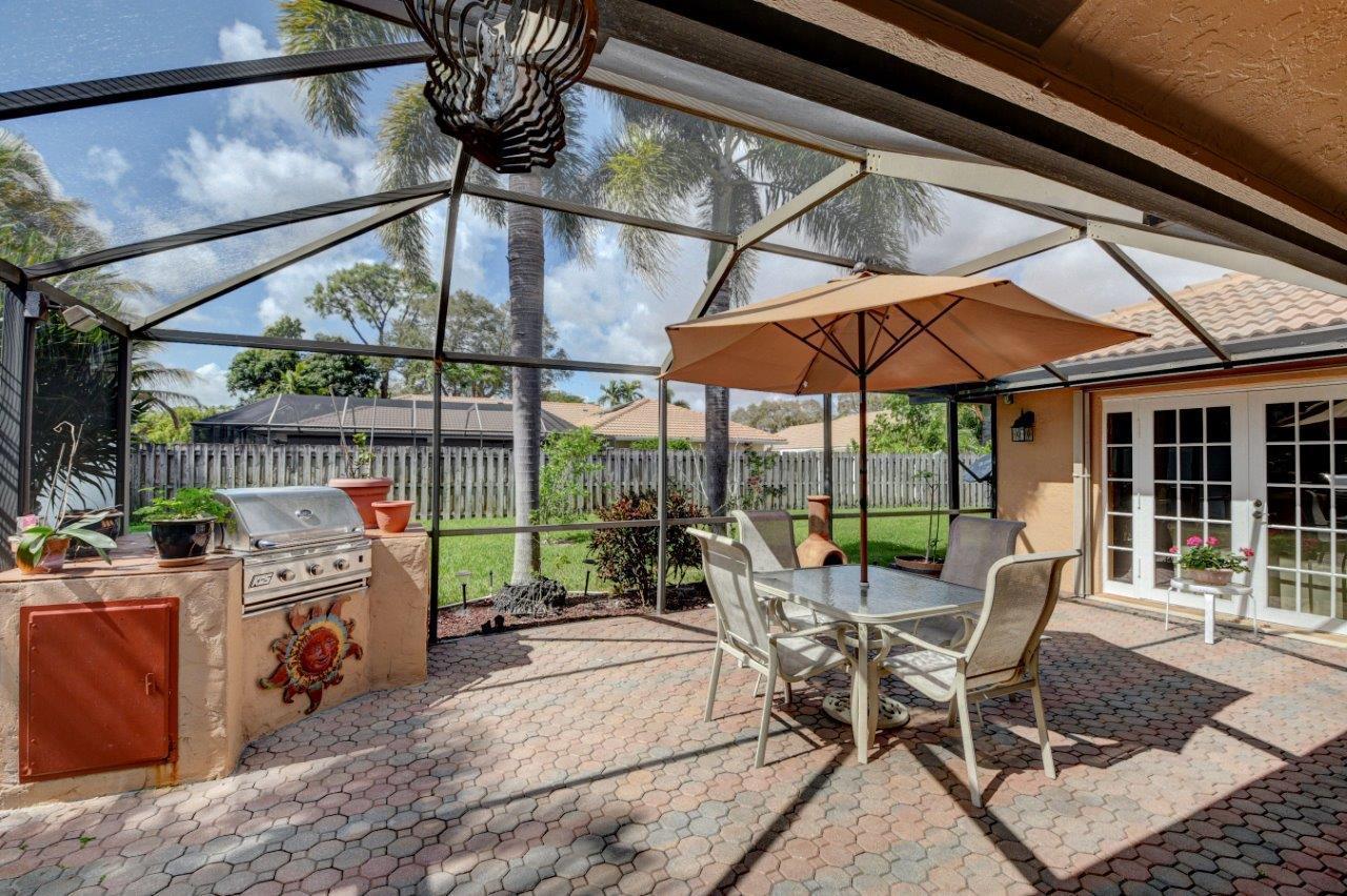 101 Southwest 15th Avenue Boca Raton, FL 33486 - Photo 31 of 43 Covered Patio