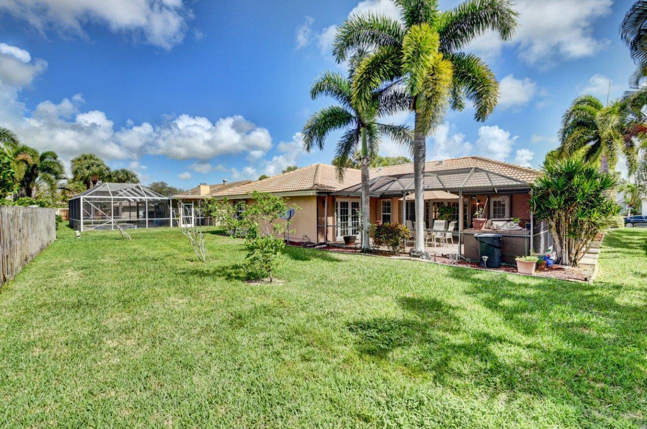 101 Southwest 15th Avenue Boca Raton, FL 33486 - Photo 36 of 43 Backyard