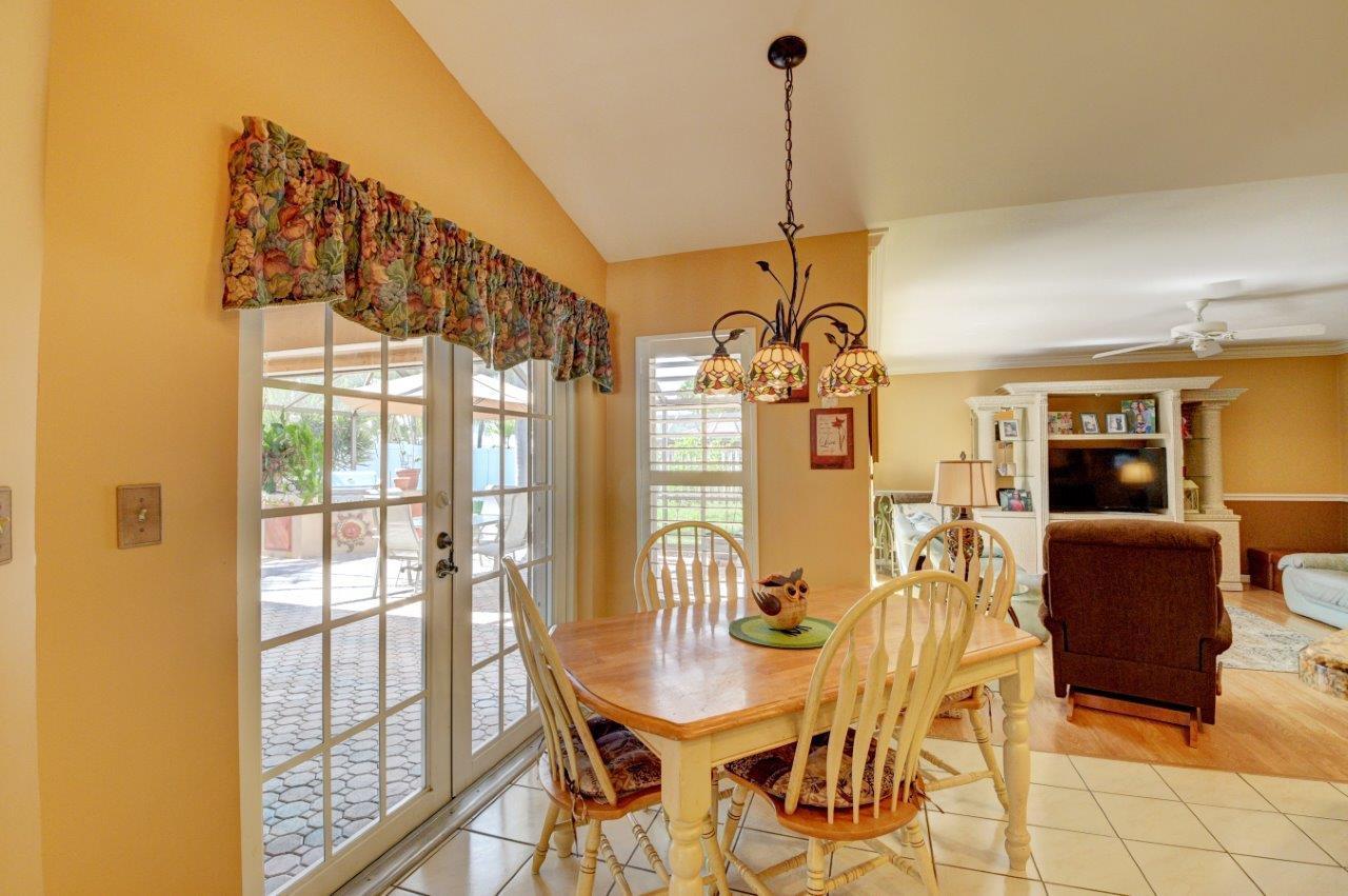 101 Southwest 15th Avenue Boca Raton, FL 33486 - Photo 10 of 43 Breakfast Nook