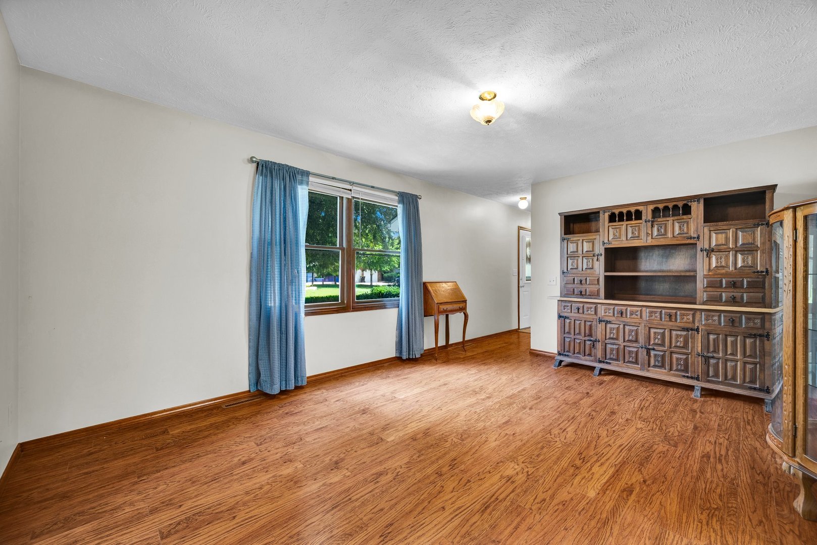 109 Cornell Drive Normal, IL 61761 - Photo 5 of 40