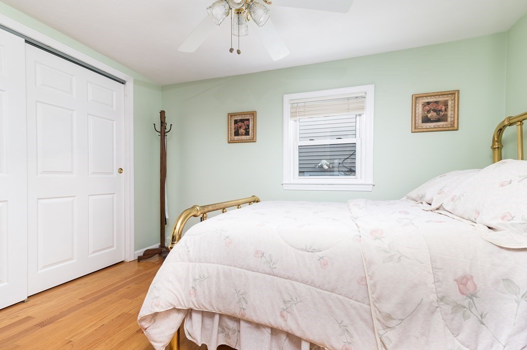 13 Berkley Road Hull, MA 02045 - Photo 8 of 17 Gallery Image 8