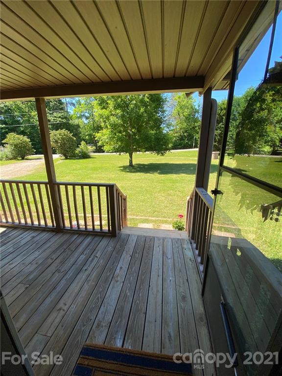 2396 Patterson Road Clover, SC 29710 - Photo 8 of 29 Gallery Image 8