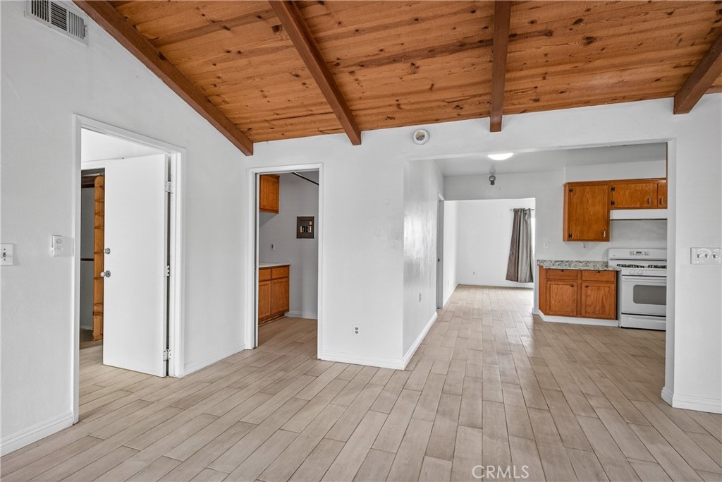 13555 3rd Street Yucaipa, CA 92399 - Photo 18 of 32