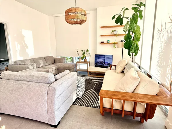 $4,500 | 3470 East Coast Avenue, Unit H1610, Miami, FL 33137