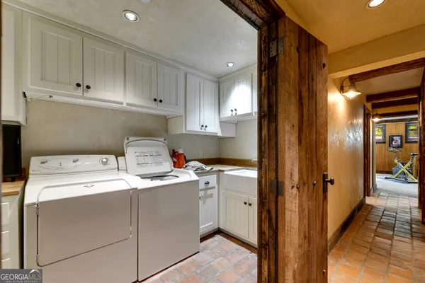 $10,000,000 | 1 Burton Island, Tiger, GA 30576