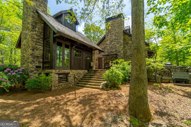 $10,000,000 | 1 Burton Island, Tiger, GA 30576