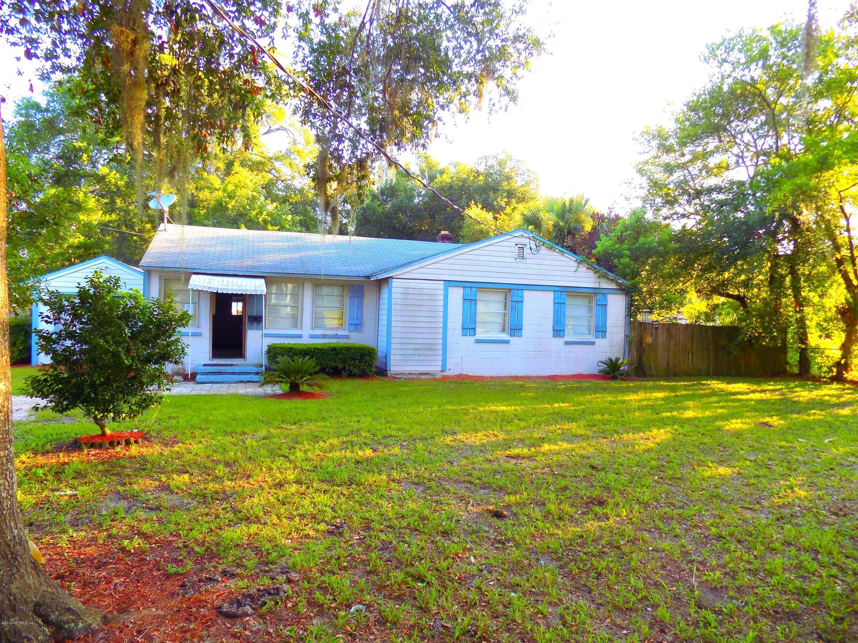 9757 Ivey Road Jacksonville, FL 32246 - Photo 2 of 25 1 (10)