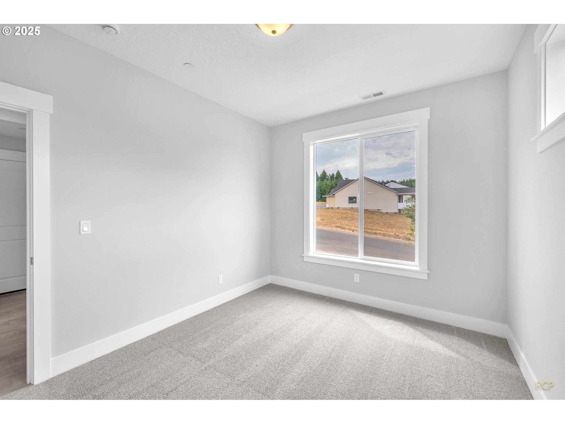 777 Riley Drive Northeast Silverton, OR 97381 - Photo 23 of 44 Gallery Image 23