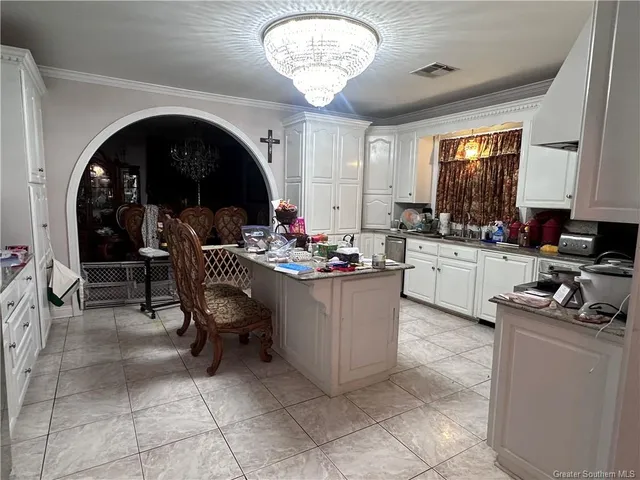 $690,000 | 16052 Highway 26, Jennings, LA 70546