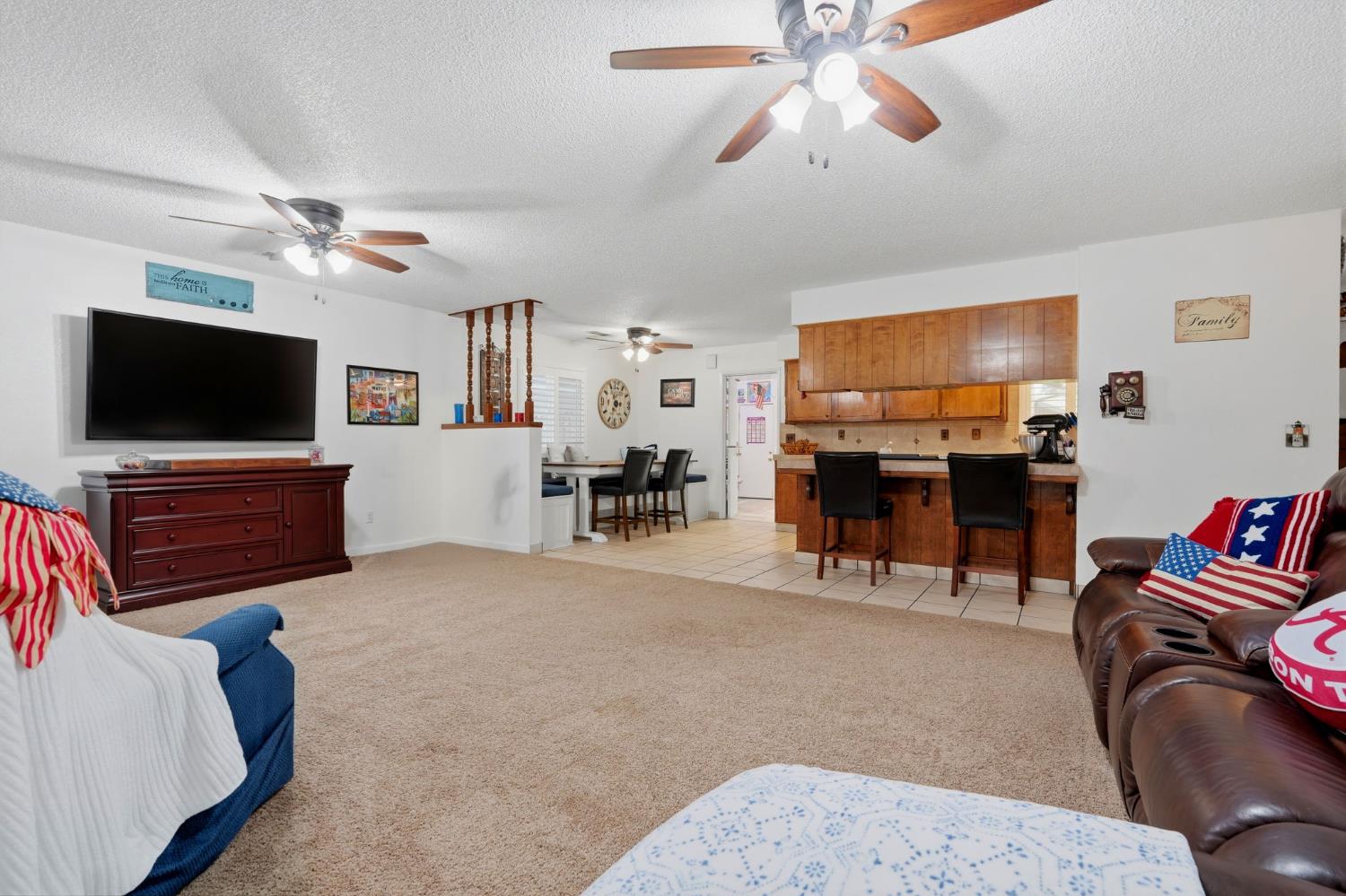 2124 Neill Way Hanford, CA 93230 - Photo 12 of 41