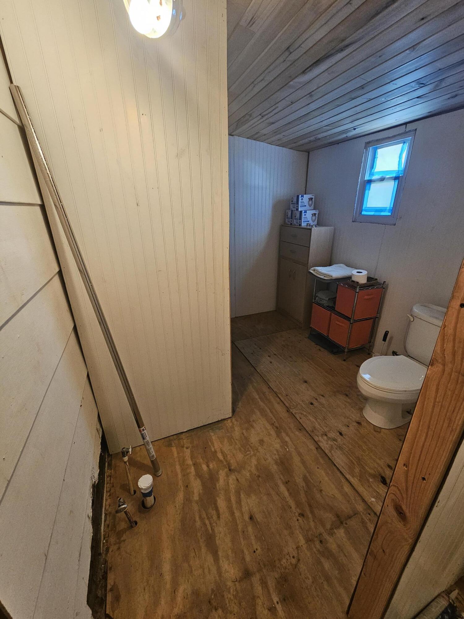 105 Samps Hollow Road Elizabethton, TN 37643 - Photo 19 of 27 20231207_135334