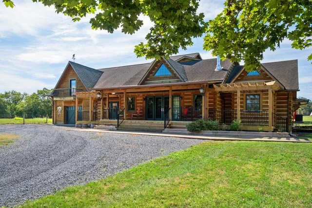 $948,000 | 14238 Plains Mill Road, Timberville, VA 22853