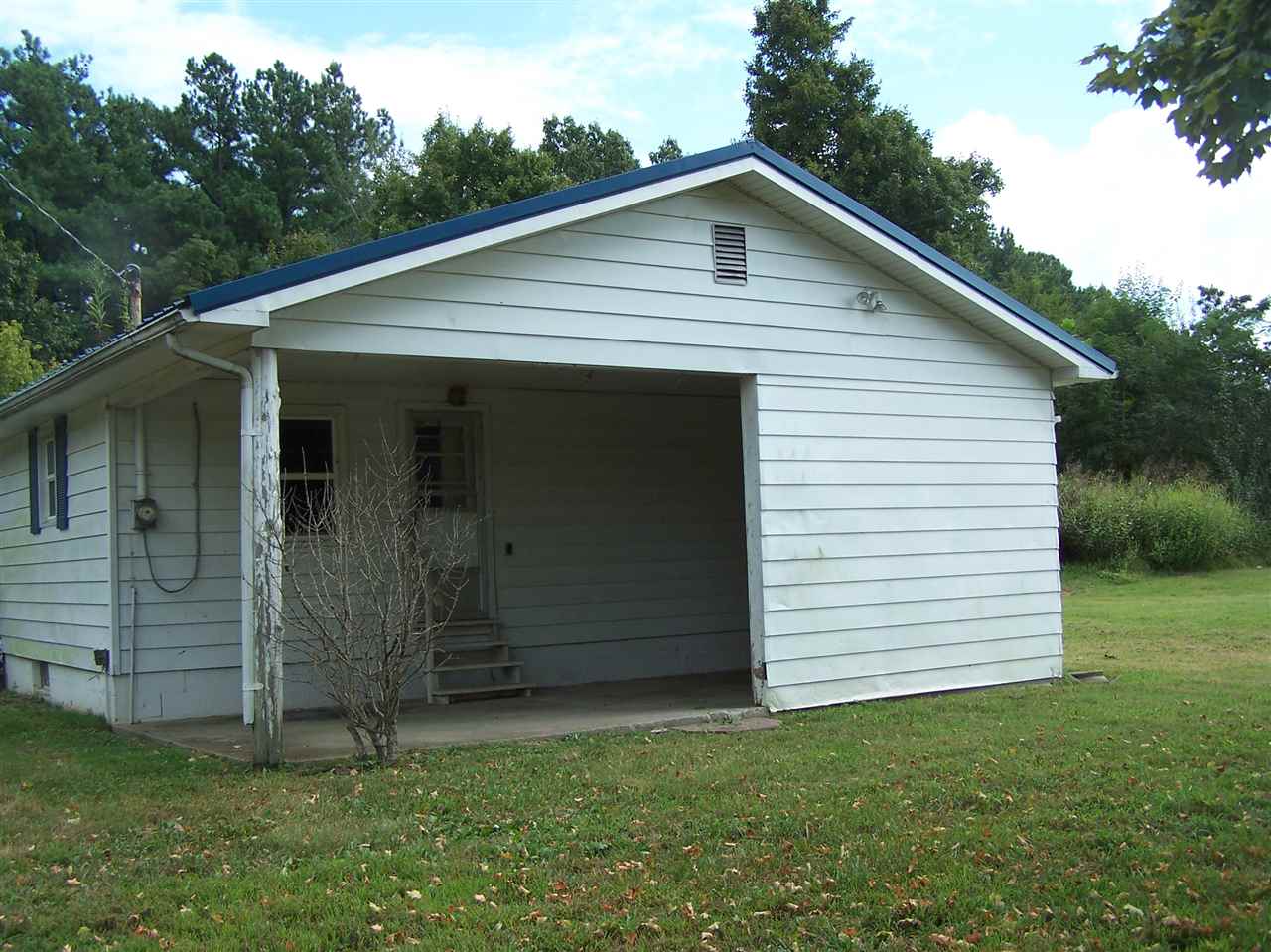 2485 Gilstrap Road Morgantown, KY 42261 - Photo 2 of 21 Gallery Image 2