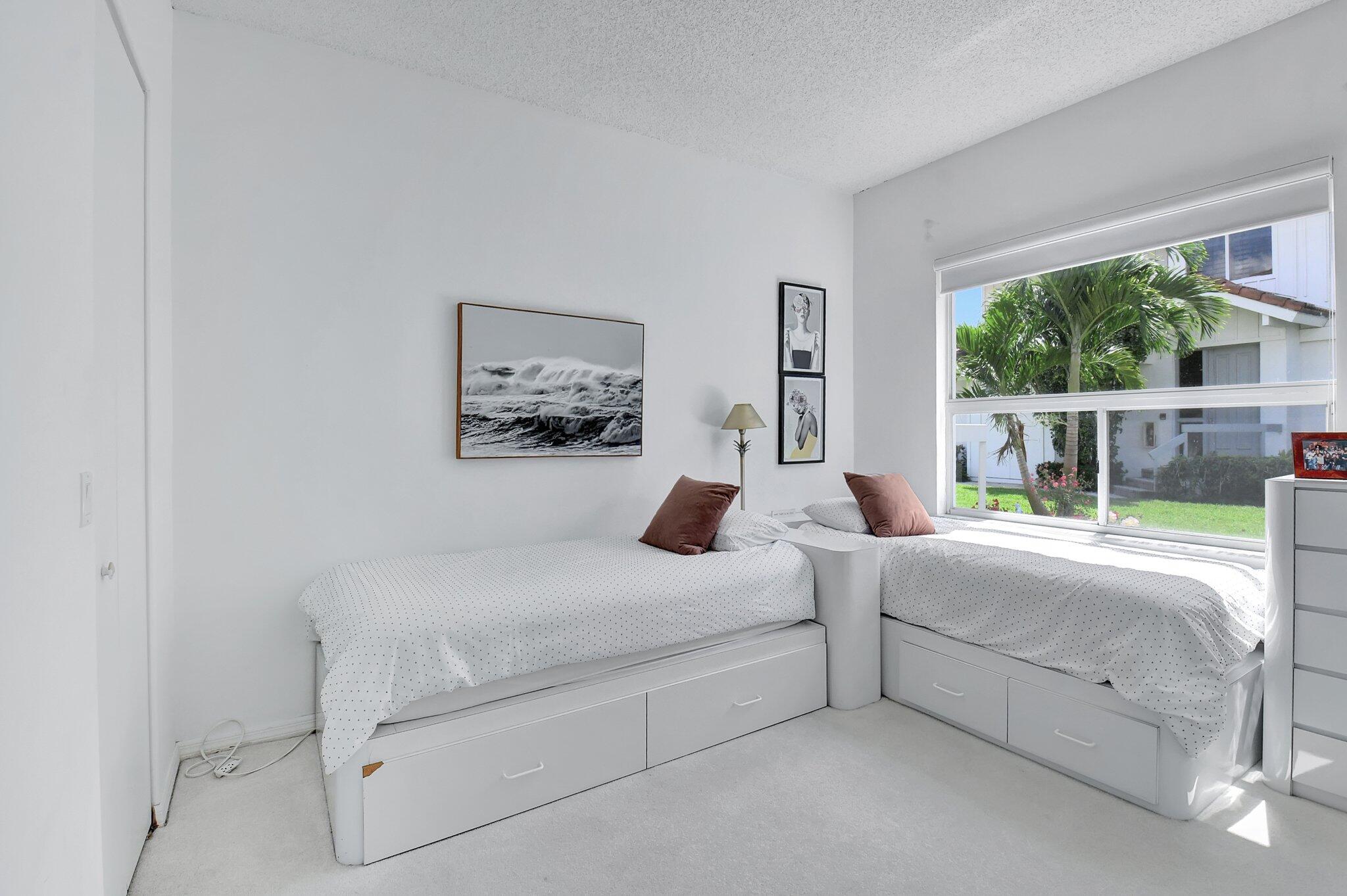 5801 Northwest 24th Avenue, Unit 1001 Boca Raton, FL 33496 - Photo 22 of 47 22-web-or-mls-DSC_9432