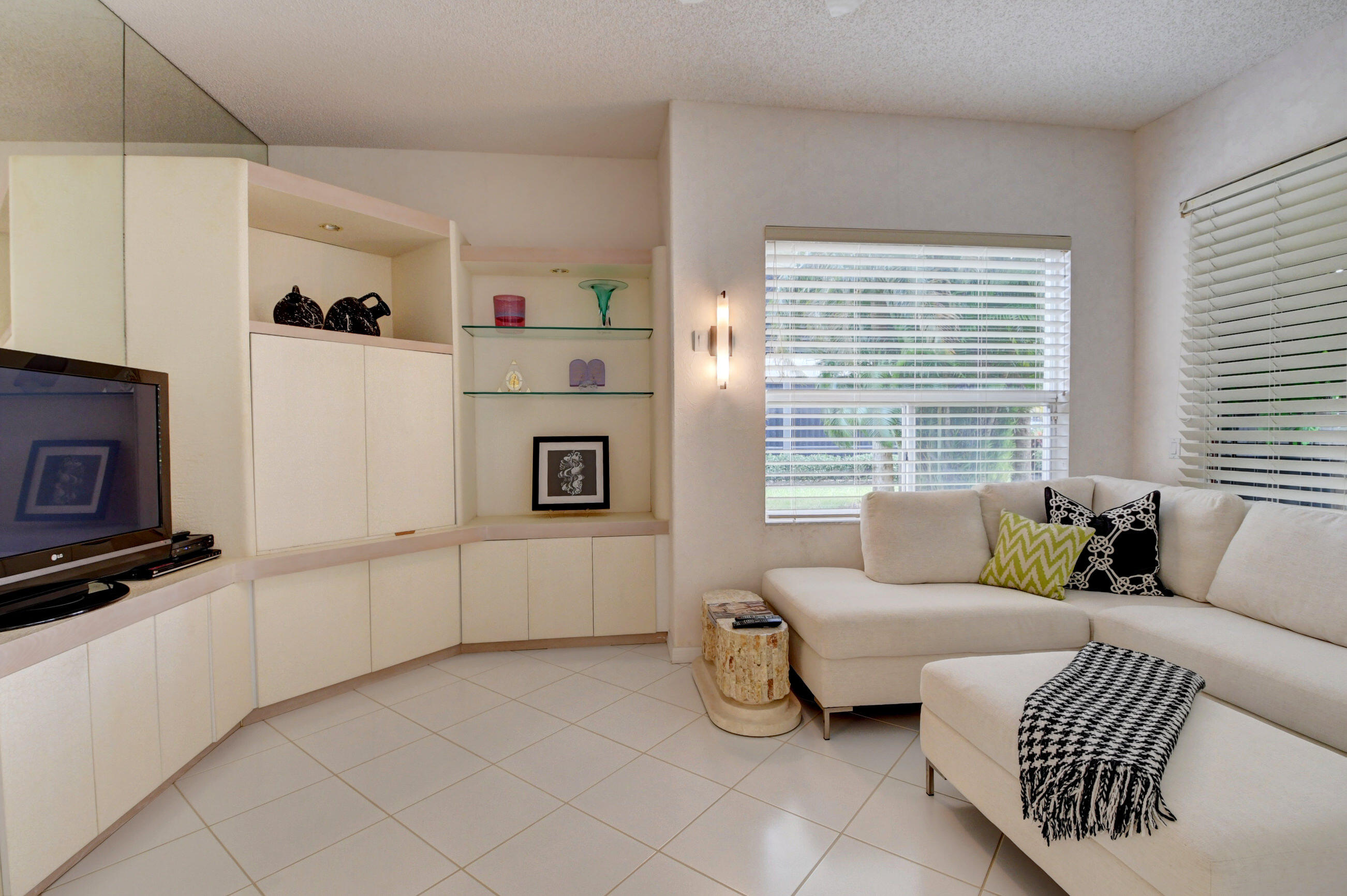 5801 Northwest 24th Avenue, Unit 1001 Boca Raton, FL 33496 - Photo 27 of 47 28_dsc_5483_4_5_6_7