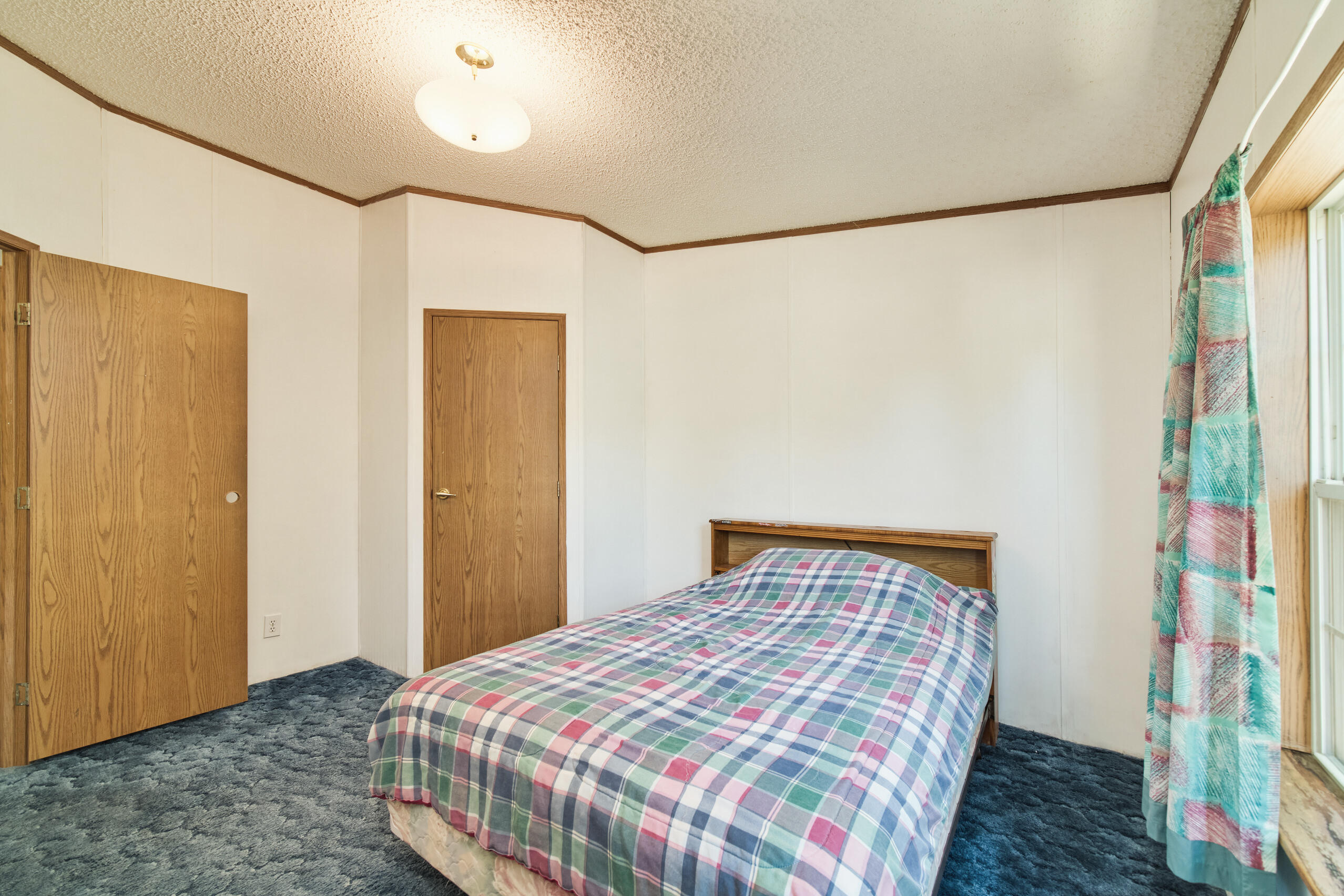 2606 South County Line Road Manistee, MI 49660 - Photo 24 of 49 3rd Bedroom