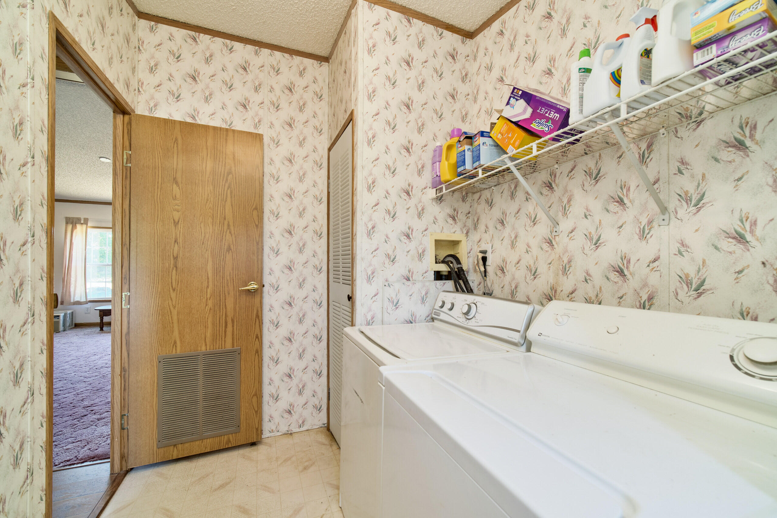 2606 South County Line Road Manistee, MI 49660 - Photo 28 of 49 Laundry Room